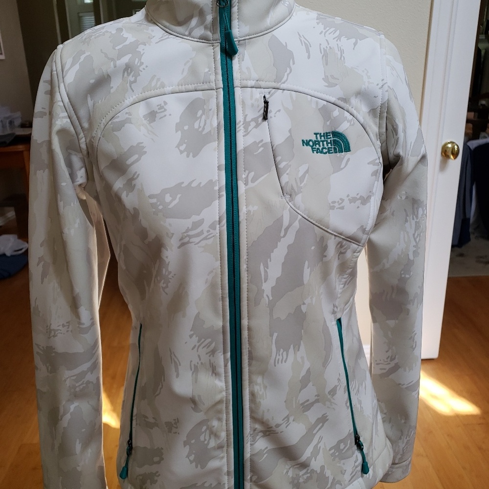 The North Face Apex Bionic Camouflage Size S
